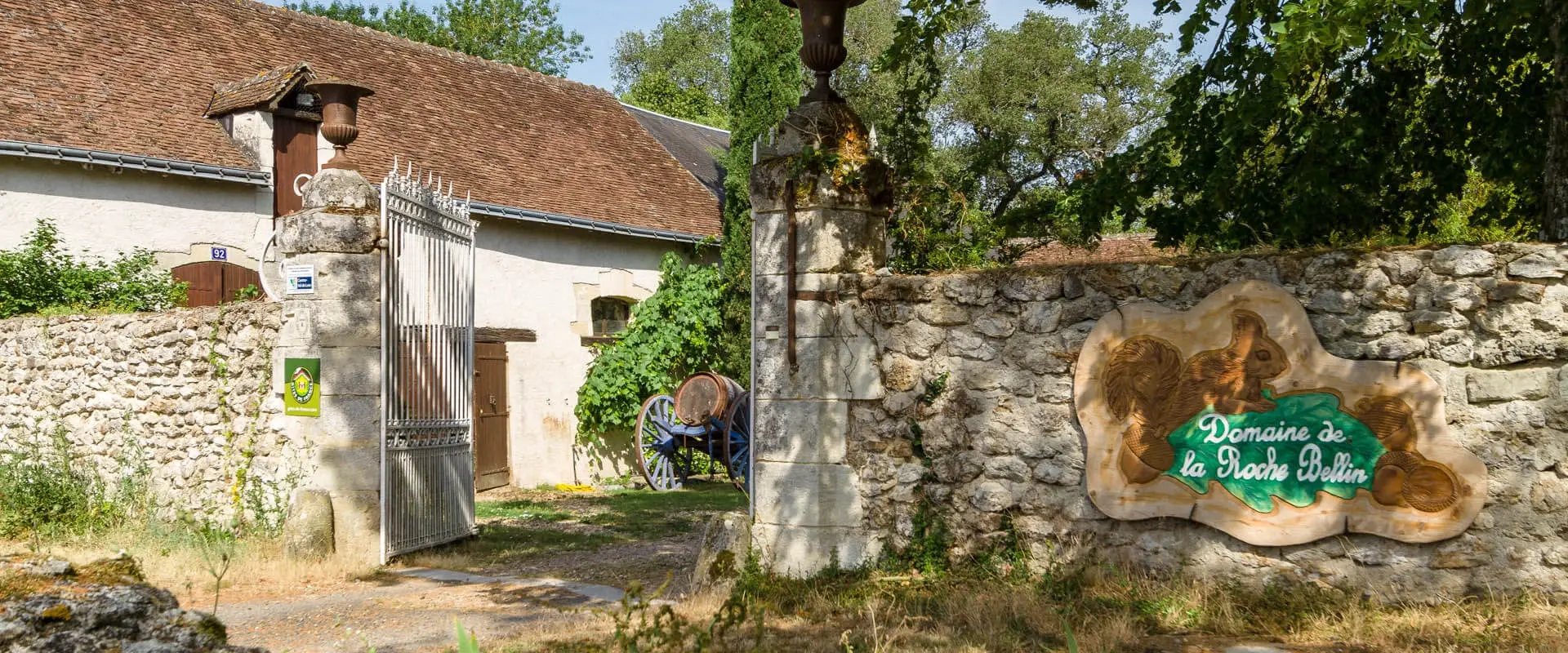 Photo ☖ DOMAINE DE LA ROCHE BELLIN n°3